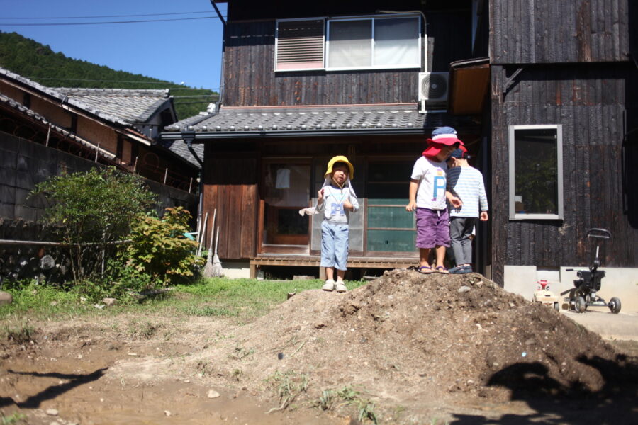 山に登る