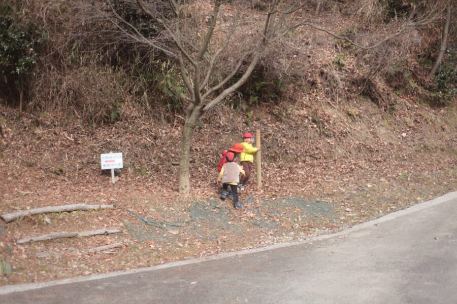 鬼ごっこ